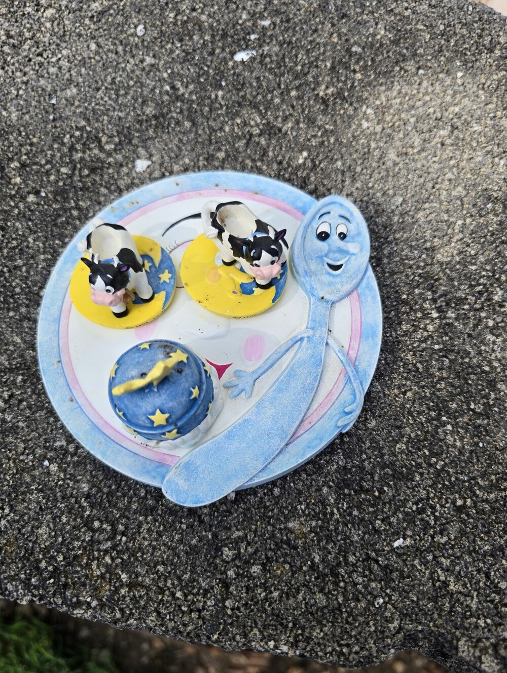 House Of Lloyd Vintage Hey Diddle Diddle Miniature Plate Set